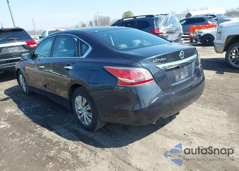 2015 Nissan Altima 2.5 S from USA, damaged, VIN 1N4AL3AP7FN307756